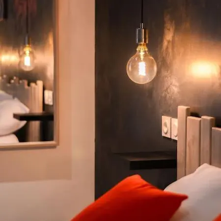 - Charles Sous Le Charme ! - Apartament